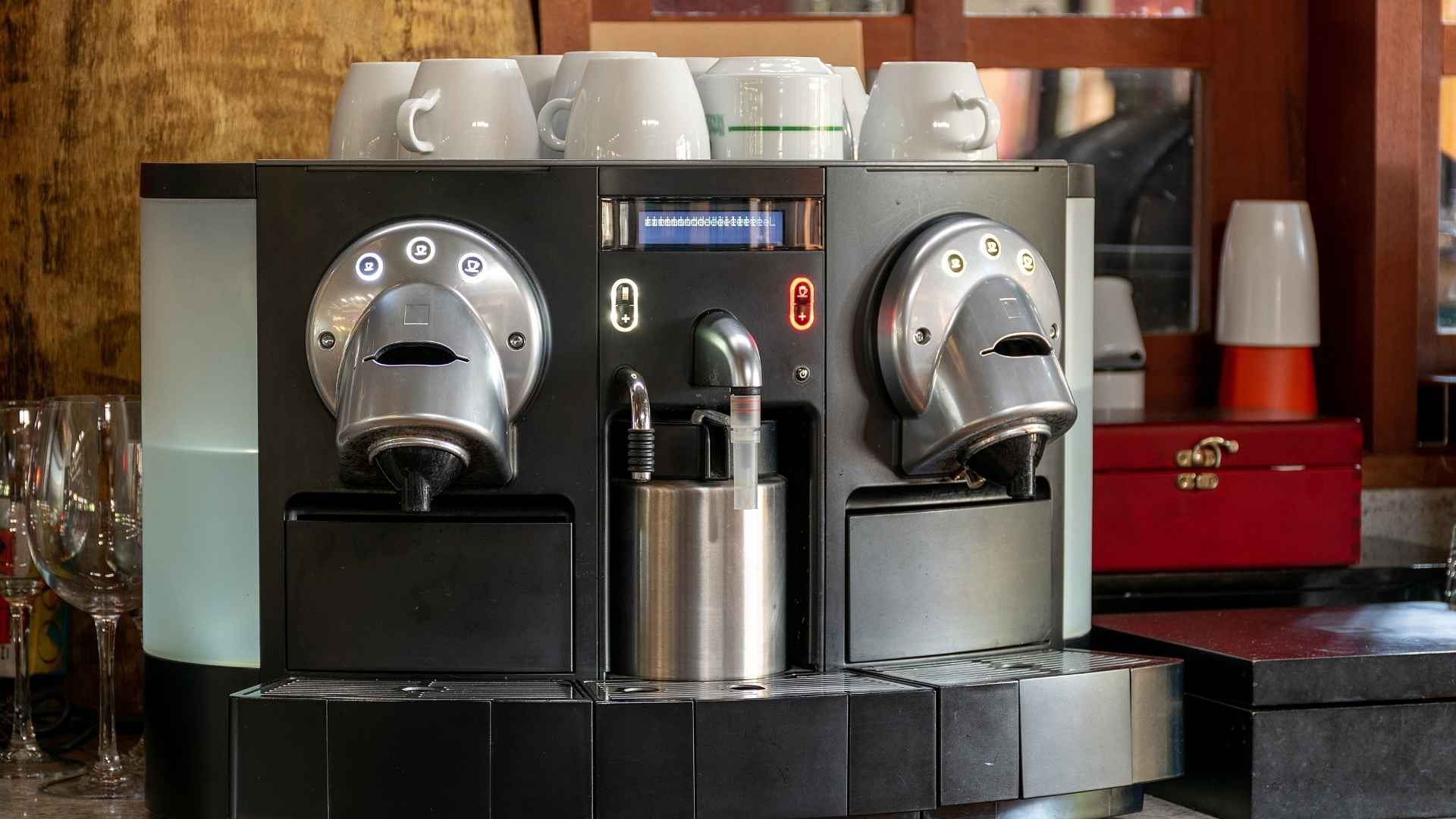 מכונת קפה מקצועית לעסקים